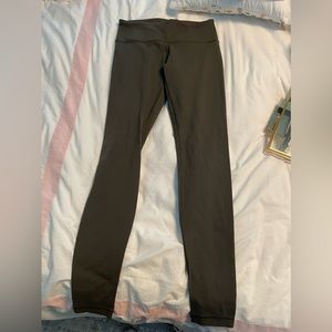 Lulu lemon army green wonder under leggings